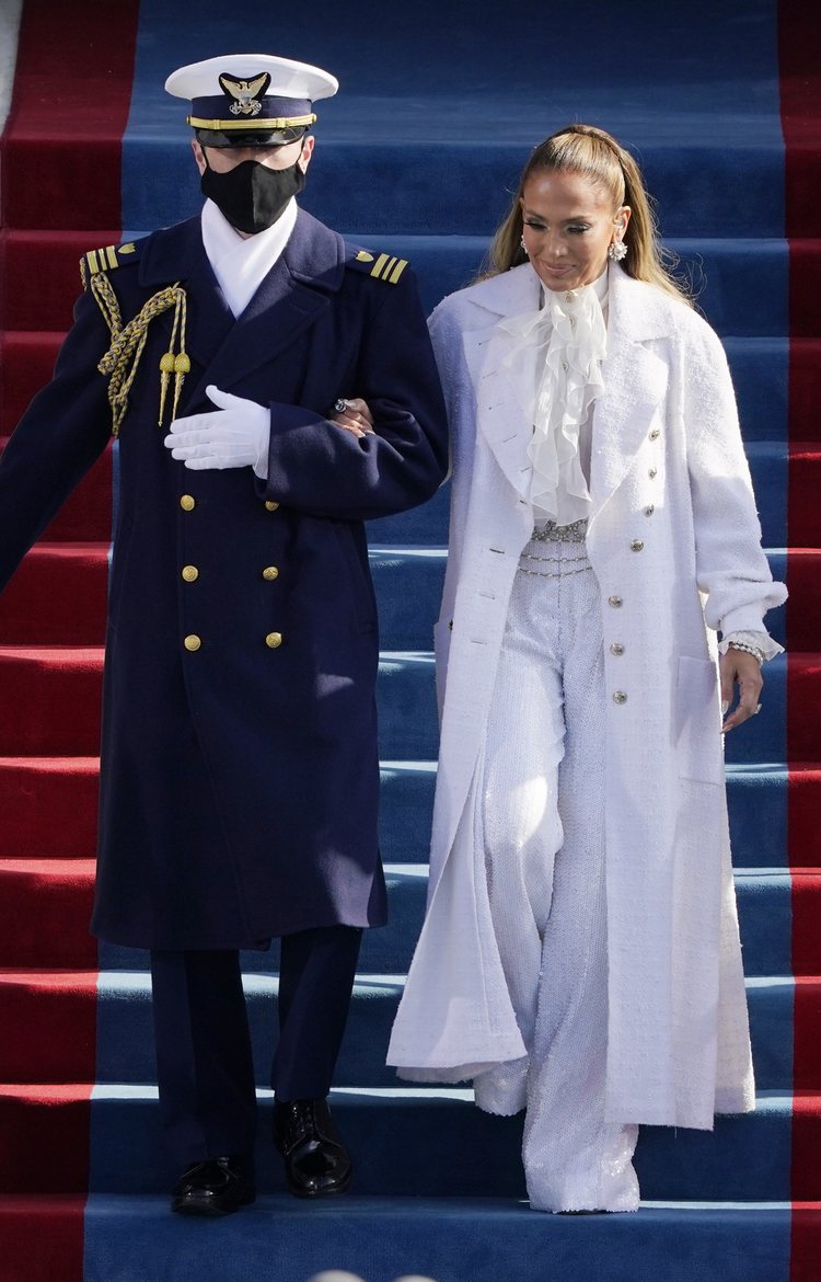 Jennifer Lopez vestida de Chanel en la toma de posesión de Joe Biden