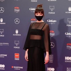 Susana Abaitua con un dos piezas de Chanel en la alfombra roja de los Premios Feroz 2021