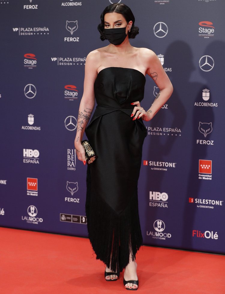 Jedet con un vestido de Candelas y Felipa en la alfombra roja de los Premios Feroz 2021