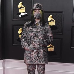 Billie Eilish de Gucci en los Grammy 2021