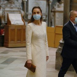Kate Middleton con un abrigo estilo nupcial en la Abadía de Westminster