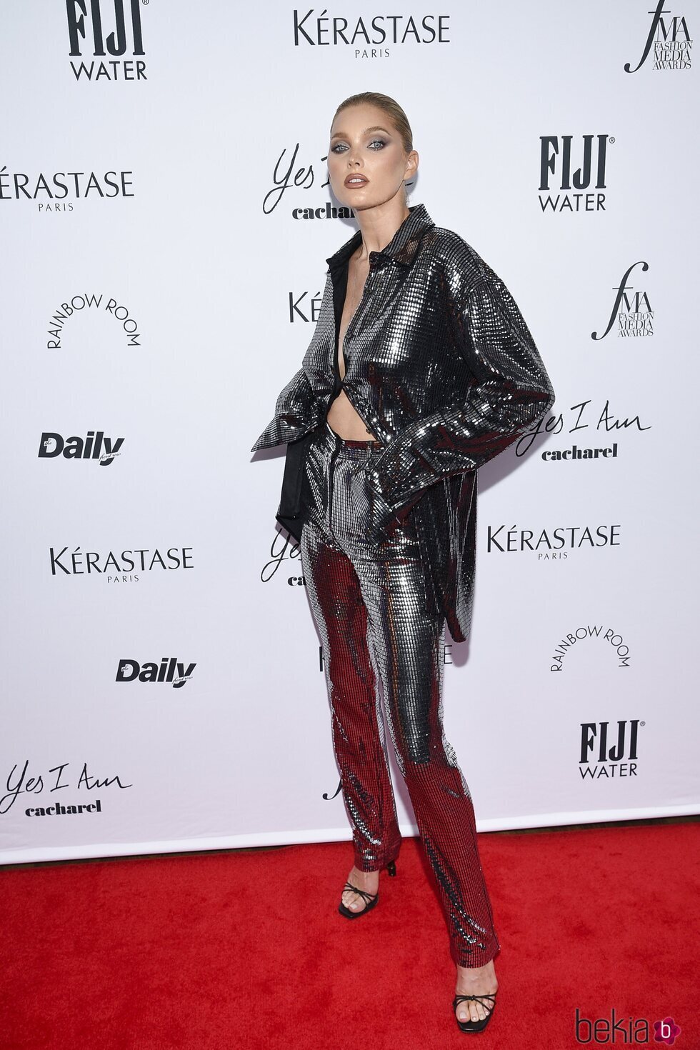 Elsa Hosk en los Premios Daily Front Row 2021 durante la Semana de la Moda de Nueva York primera/verano 2022