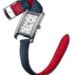 Reloj femenino reversible de la colección 'San Valentín' de la firma Tommy Hilfiger