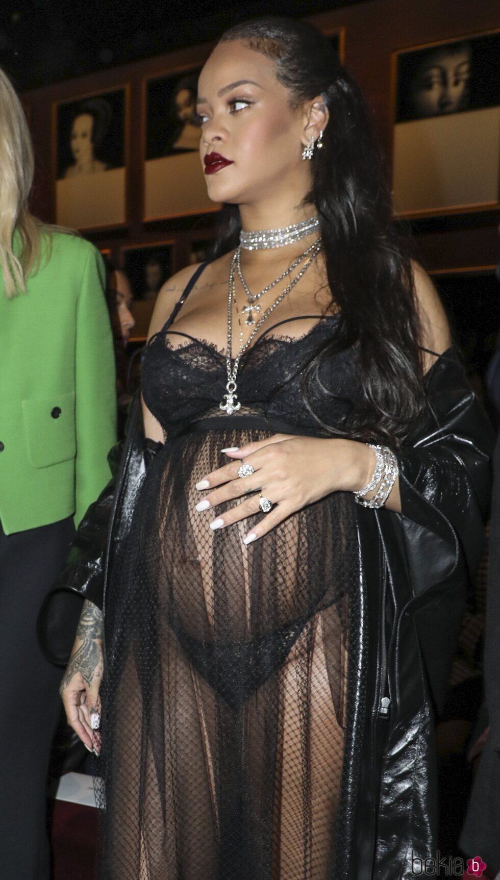 Rihanna en el desfile otoño/invierno 2022/2023 de Dior