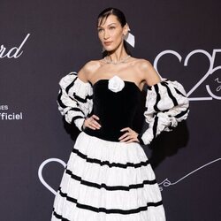 Bella Hadid de Chanel en una fiesta de Chopard en Cannes 2022