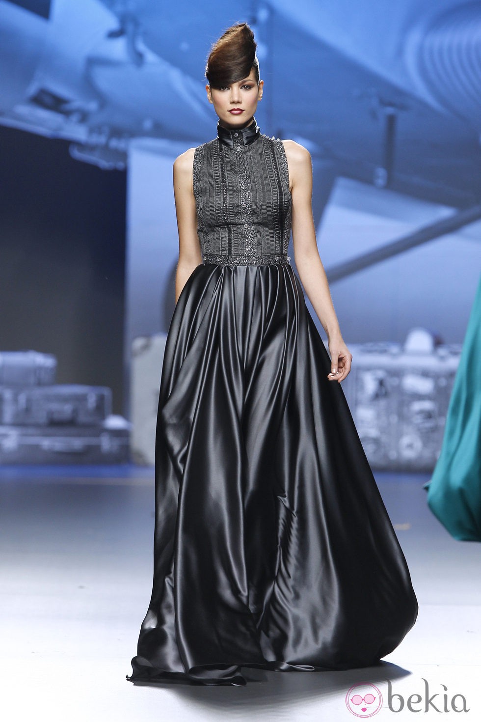 Vestido en color negro de Ion Fiz en Fashion Week Madrid