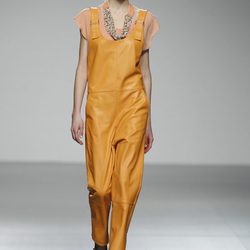 Jumpsuit naranja de El colmillo de Morsa en 'El Ego' de Fashion Week Madrid