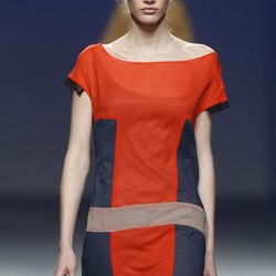 Vestido estampado tricolor de Sita Murt en la Fashion Week Madrid