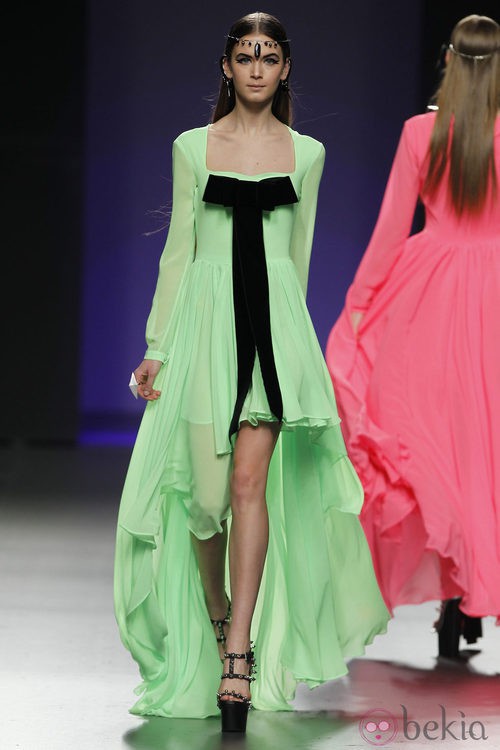 Vestido verde de la colección otoño/invierno 2012/2013 de María Escoté