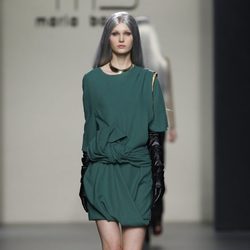 Vestido verde de María Barros en Madrid Fashion Week