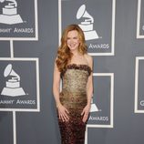 Nicole Kidman vestida de Jean Paul Gaultier en la alfombra roja de los Grammy 2011