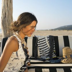 Malena Costa con estampados marinos para la nueva colección de Indiwoman