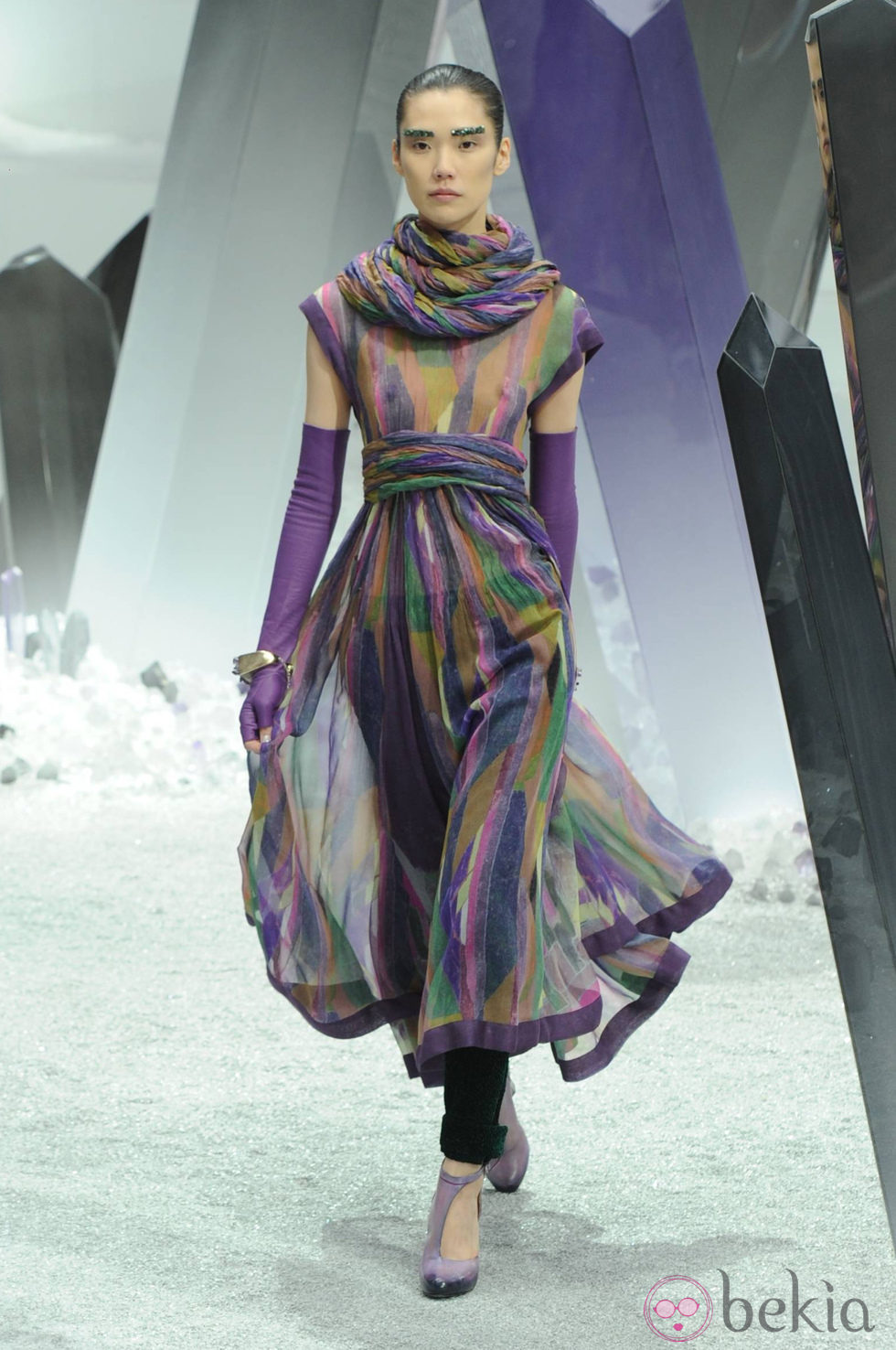 Diseño vaporoso con estampados cubistas de Chanel otoño/invierno 2012/2013