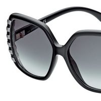 Gafas de sol de la nueva colección de Roberto Cavalli primavera/verano 2012 de ojos de gato en negras