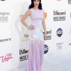 Katy Perry con un vestido morado en los premios Billboard 2012