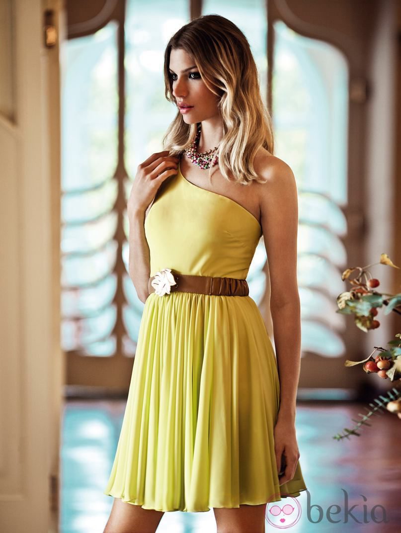 Vestido amarillo de la colección verano 2012 de BDBA