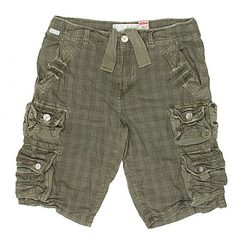 Pantalón corto en verde de la colección verano 2012 de Lois