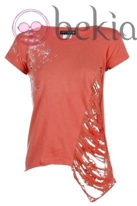 Camiseta coral de la nueva colección Metalhead Clothing by Pilar Rubio