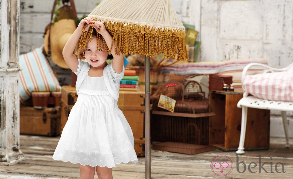 Vestido blanco para niña de la nueva colección My Chicco de la casa italiana Verano 2012