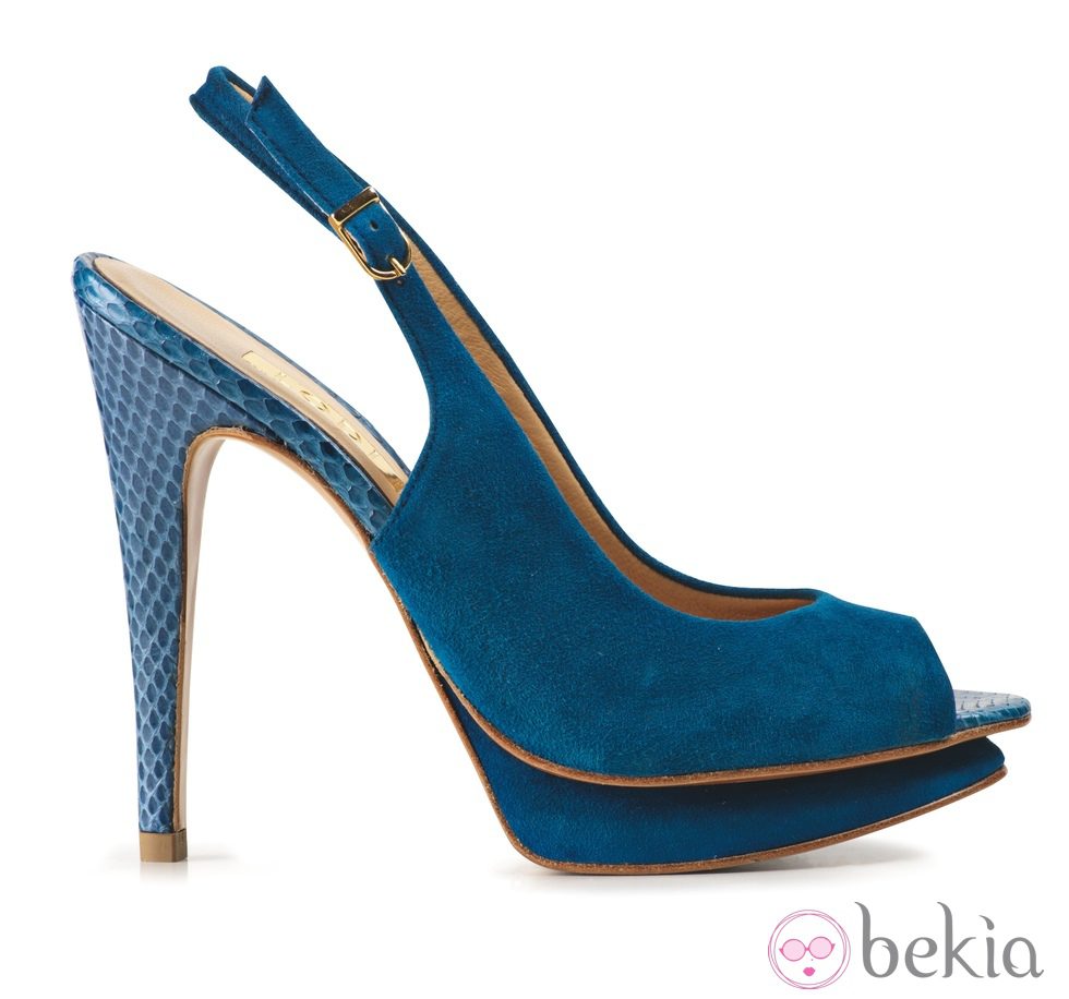 Zapato azul de la nueva colección de Lodi para este verano 2012