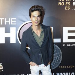 El modelo Javier de Miguel, acude a la presentación de la obra teatral 'The Hole'