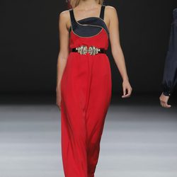 Vestido rojo de Miguel Palacio, colección primavera/verano 2013