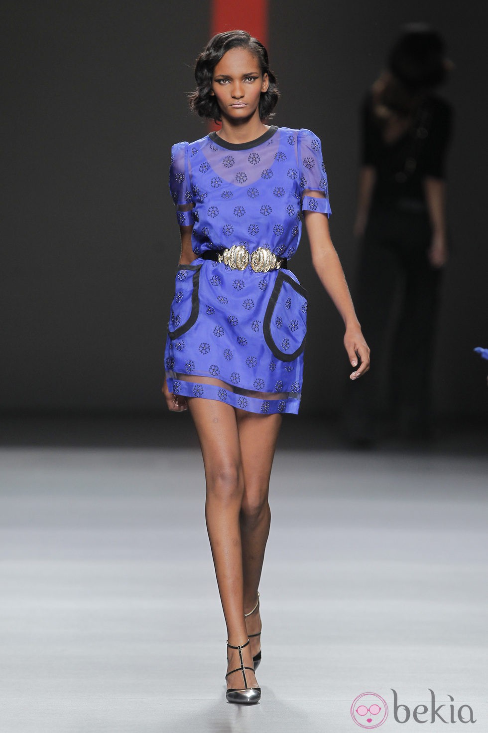 Vestido azul de Miguel Palacio, colección primavera/verano 2013