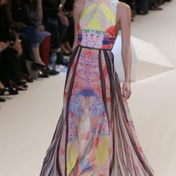 Elie Saab sorprende con nuevos y coloridos estampados en la Semana de la Moda de París primavera/verano 2013