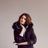 Abrigo negro con capucha de I.Code colección otoño/invierno 2012/2013