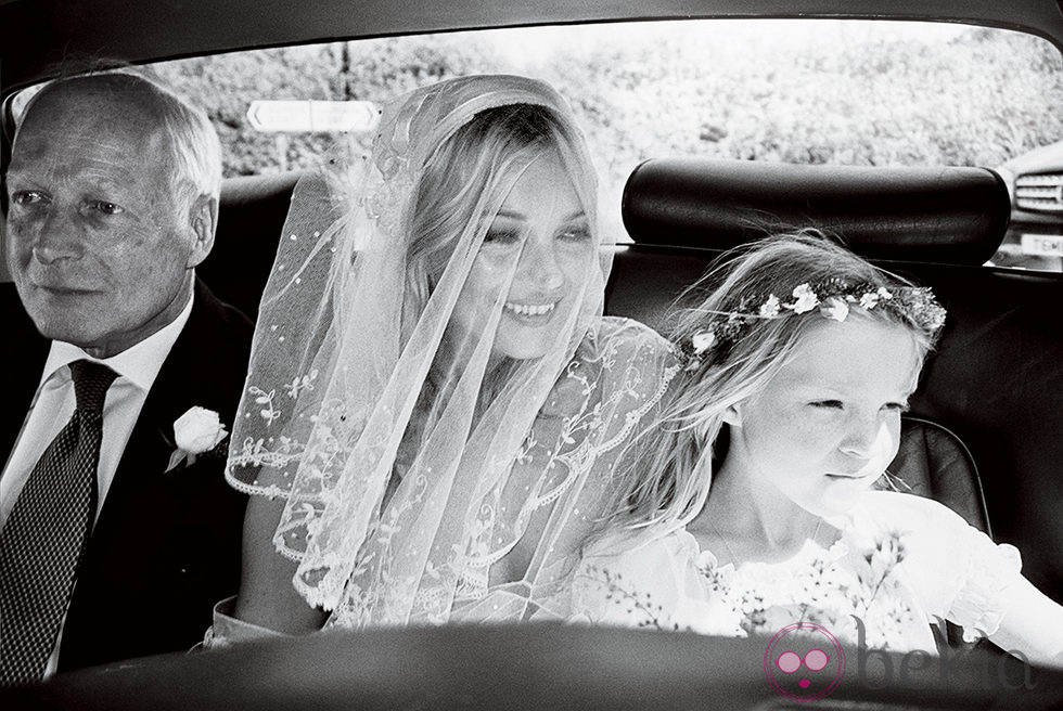 Kate Moss, su padre y su hija, Lila Grace, en Vogue