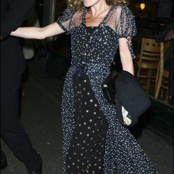 Kate Moss con estampado de estrellas por su cumpleaños