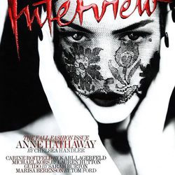 Anne Hathaway, portada de Interview en septiembre de 2011