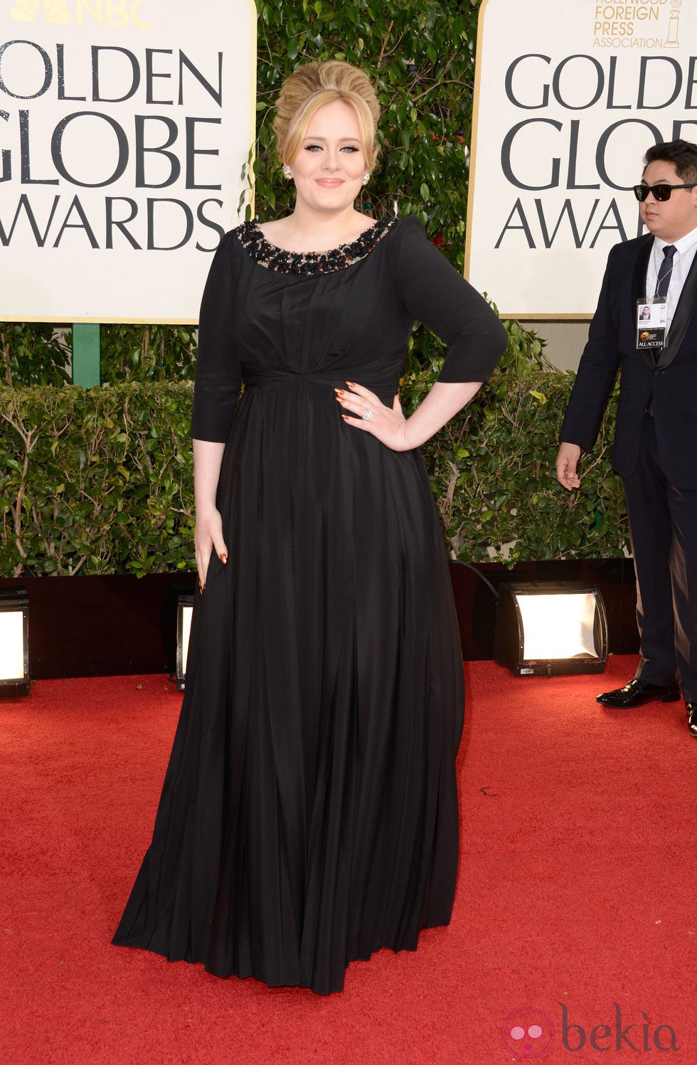 Adele con un vestido de Burberry en los Globos de Oro 2013