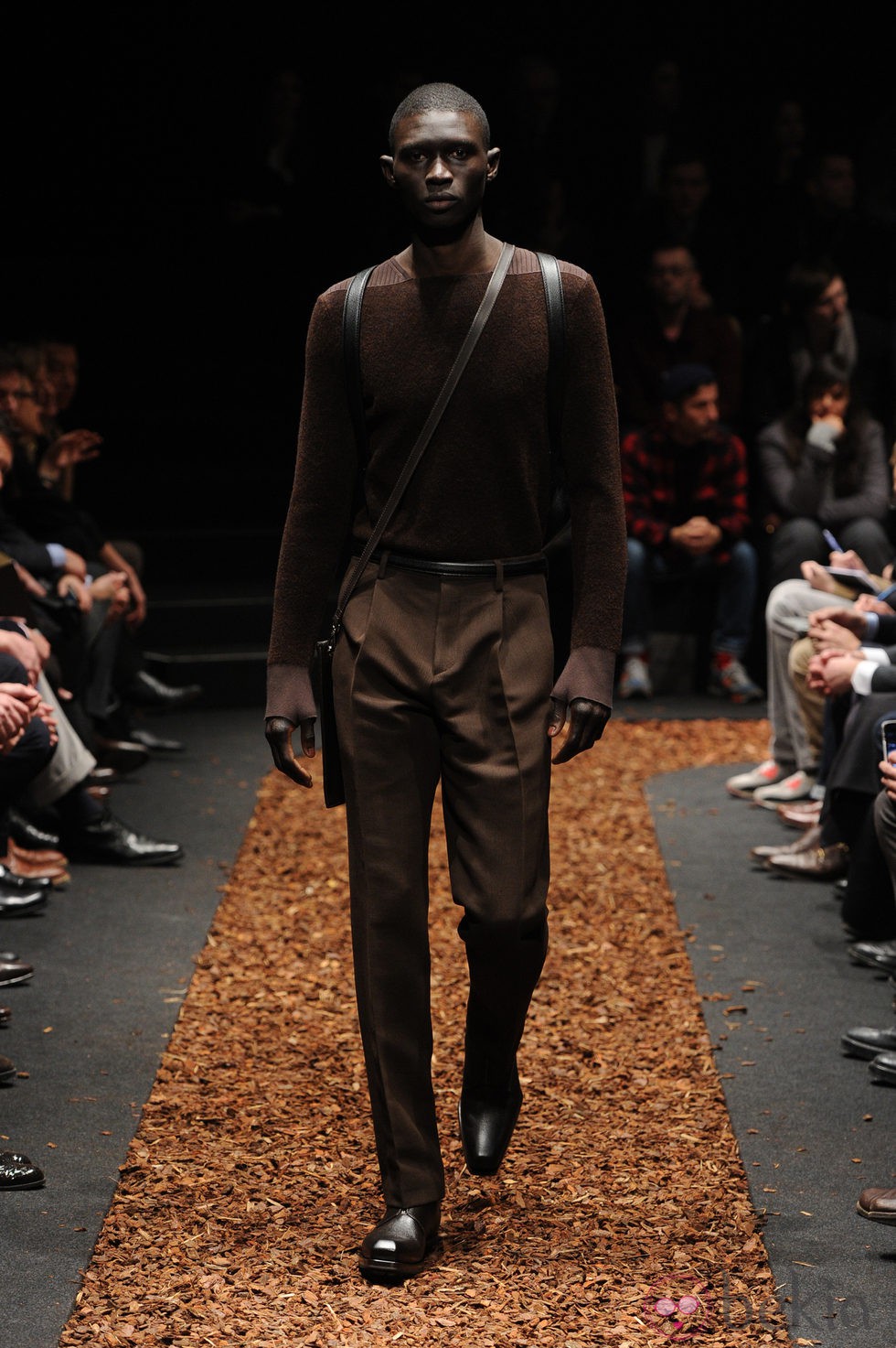 Look marrón de la colección otoño/invierno 2013/2014 de Z Zegna en la Semana de la Moda Masculina de Milán