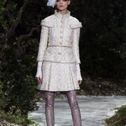 Botas de caña alta de la colección primavera/verano 2013 de Chanel en la Semana de la Alta Costura de París