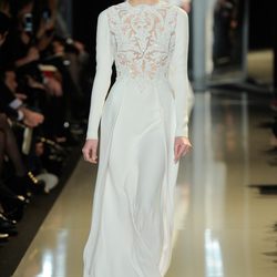 Vestido blanco de la colección primavera/verano 2013 de Elie Saab de la Semana de la Alta Costura de París