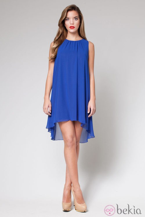 Vestido azul klein de la colección primavera/verano 2013 de Poète