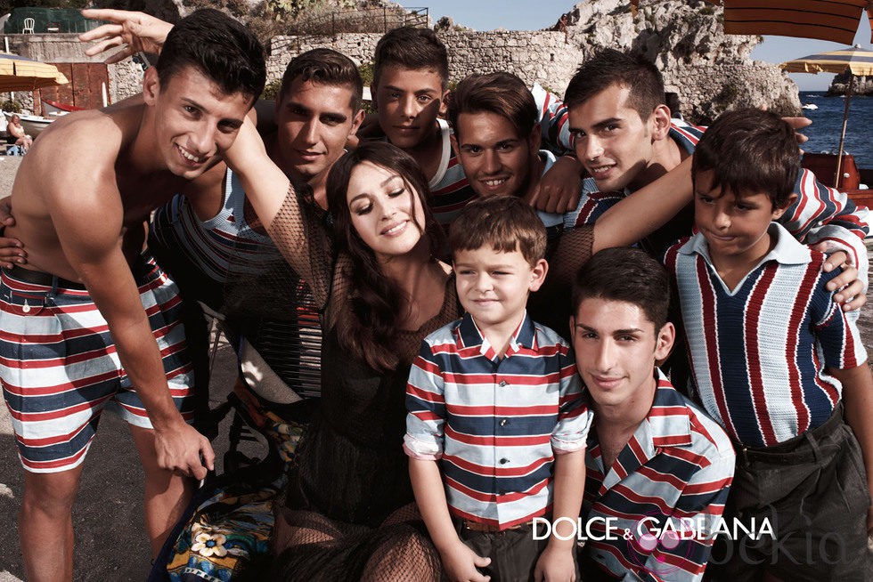 Rayas azules, rojas y blancas de la colección masculina primavera/verano 2013 de Dolce & Gabbana