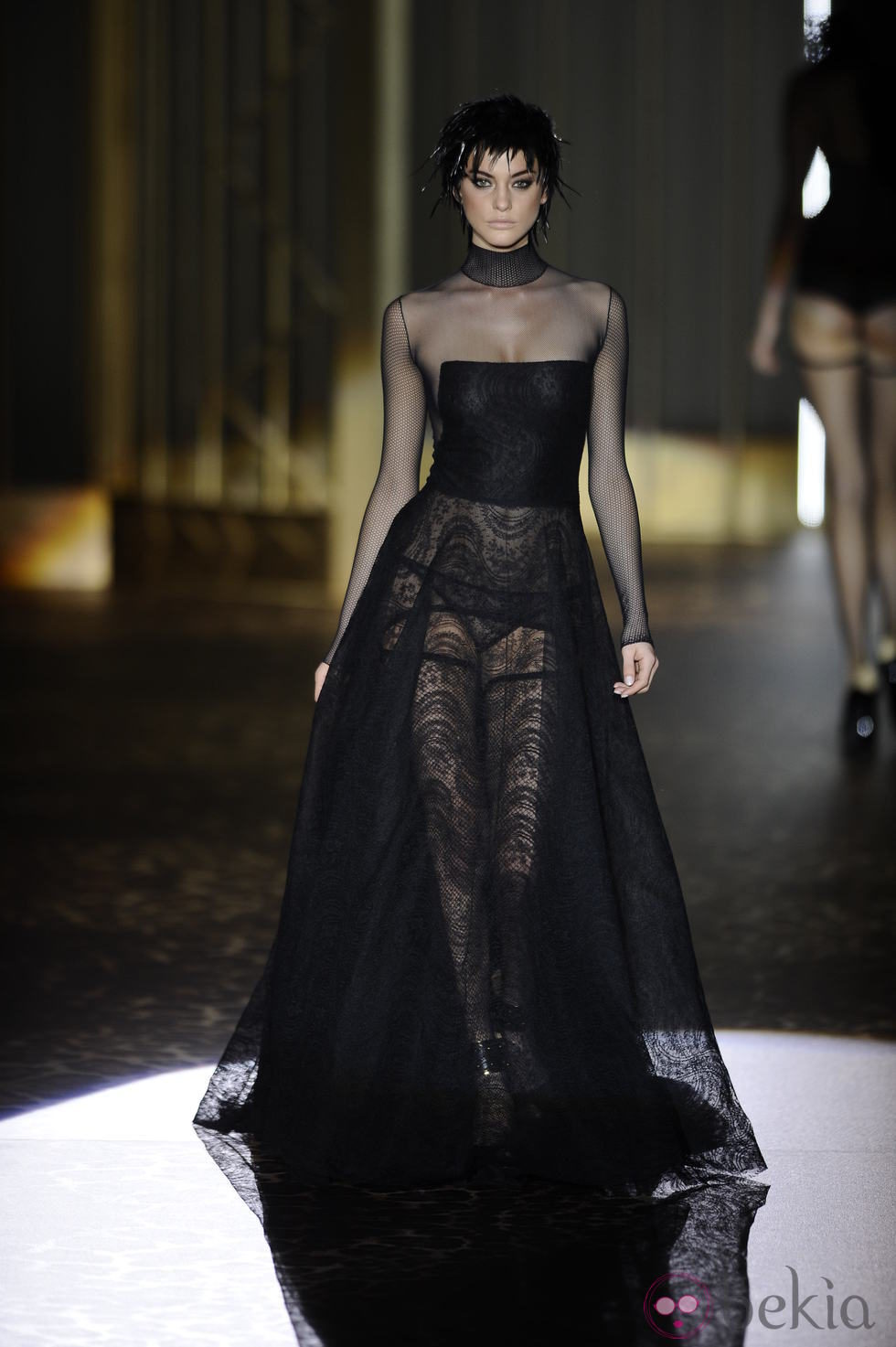Color negro en la colección otoño/invierno 2013/2014 de Andrés Sardá en Madrid Fashion Week