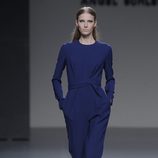 Mono azul de la colección otoño/invierno 2013/2014 de Ángel Schlesser en Madrid Fashion Week
