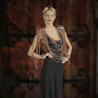Collares largos de la colección otoño/invierno 2013/2014 de Aristocrazy en Madrid Fashion Week