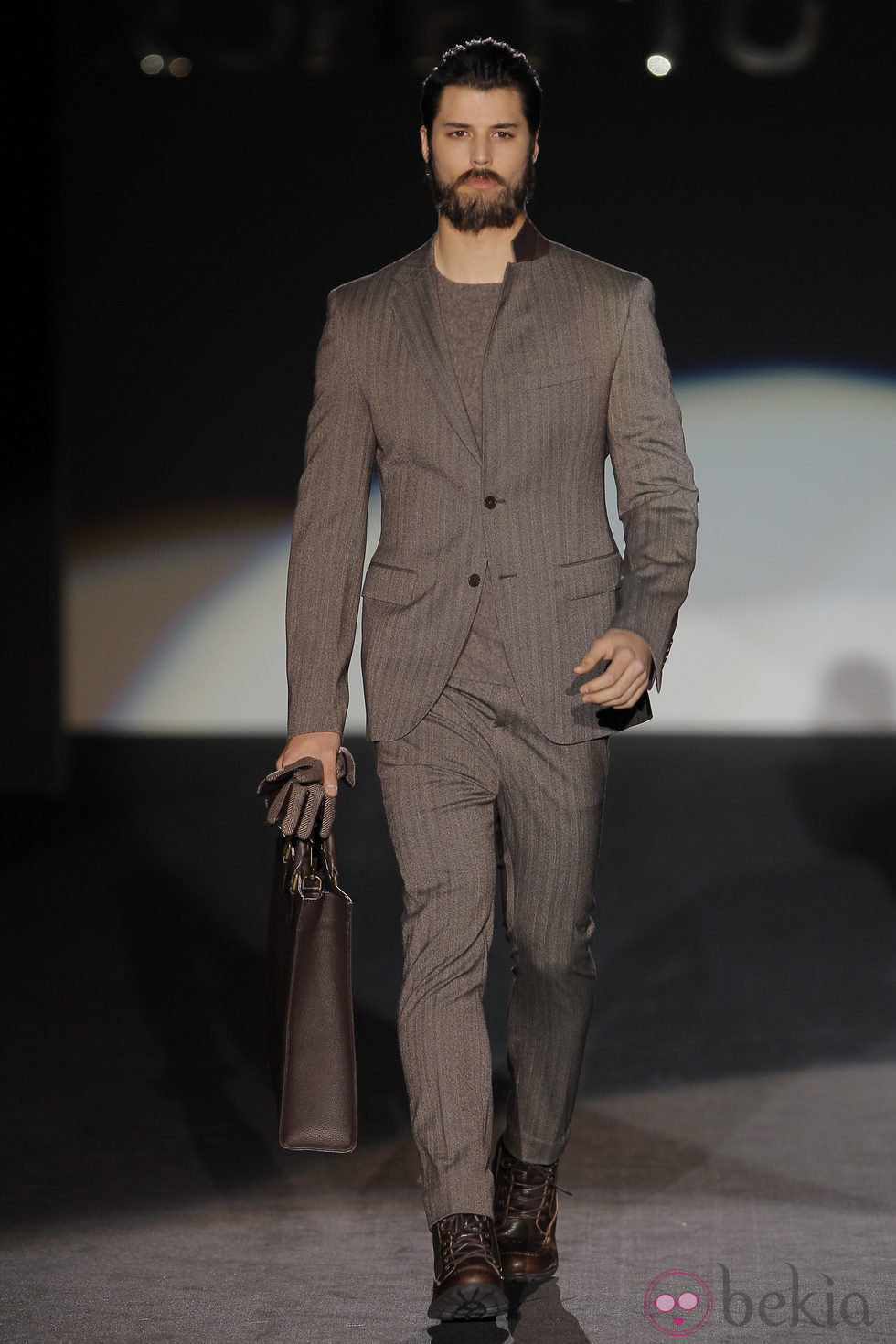 Traje de caballero de la colección otoño/invierno 2013/2014 de Roberto Verino en Madrid Fashion Week
