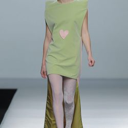 Vestido verde pastel de la colección otoño/invierno 2013/2014 de Ágatha Ruiz de la Prada en Madrid Fashion Week