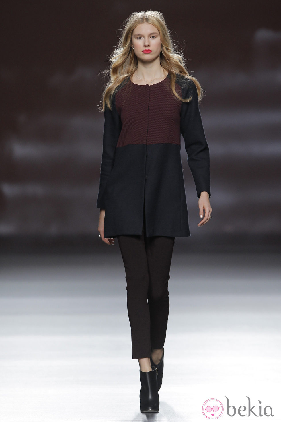 Chaqueta bicolor de la colección otoño/invierno 2013/2014 de Sita Murt en Madrid Fashion Week