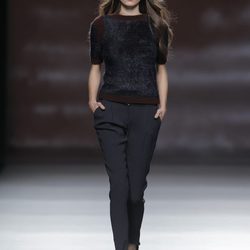 Look negro de la colección otoño/invierno 2013/2014 de Sita Murt en Madrid Fashion Week