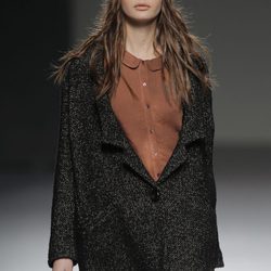 Chaqueta oversize de la colección otoño/invierno 2013/2014 de TCN en Madrid Fashion Week