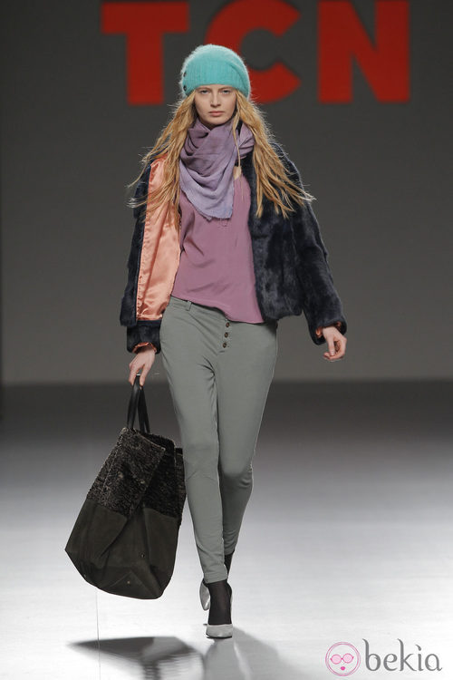 Abrigo de piel de la colección otoño/invierno 2013/2014 de TCN en Madrid Fashion Week