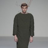 Túnica verde de la colección otoño/invierno 2013/2014 de HOWL by Maria Glück en El Ego de Madrid Fashion Week
