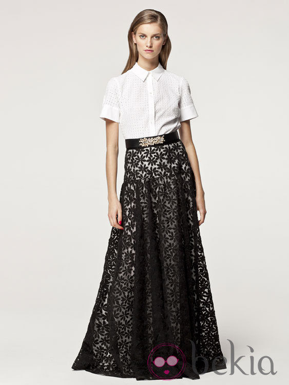 Falda negra de la colección primavear/verano 2013 de Carolina Herrera