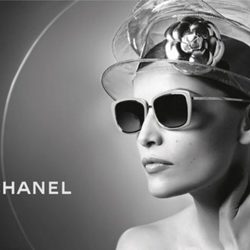 Laetitia Casta, imagen de la colección primavera/verano 2013 las gafas de sol de Chanel